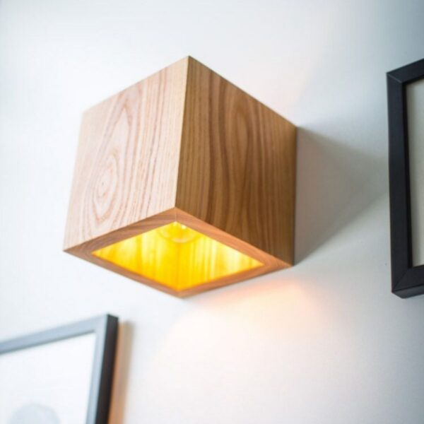 Hüma Tasarım Yansıtma Tasarımlı Aşağı Yönlü Ahşap Salon Duvar Aplik Avize