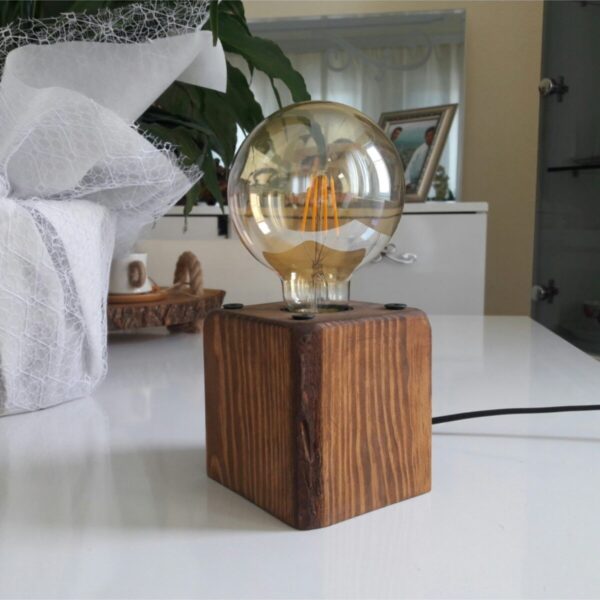 Retro Rustik Ahşap Rubik Küp Masa Lambası - Abajur